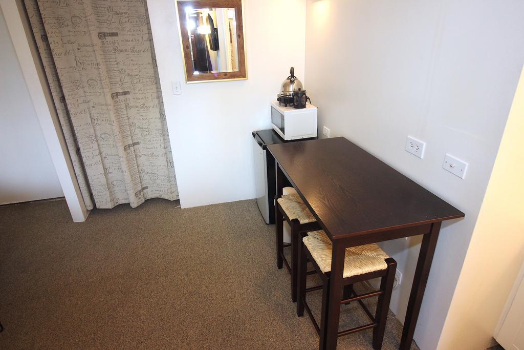 هونولولو Kuhio Condo 810 الغرفة الصورة